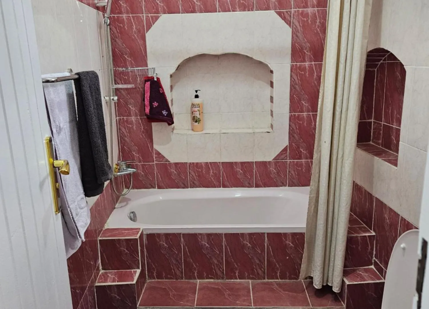 Casa Helvetica Διαμέρισμα Λούξορ